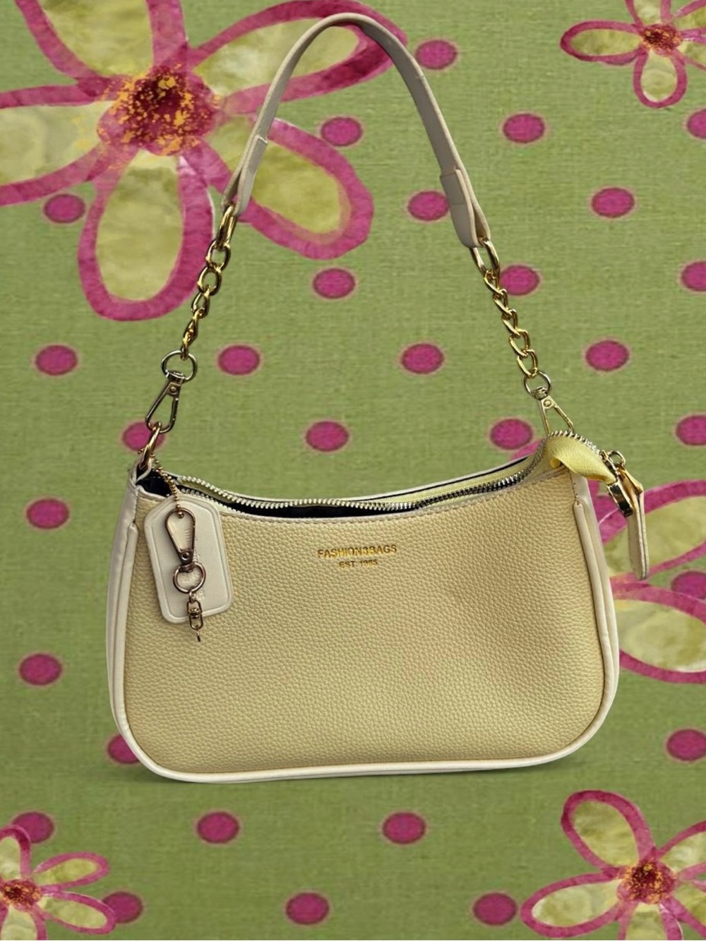 Yellow bag - Picture 2 of 3